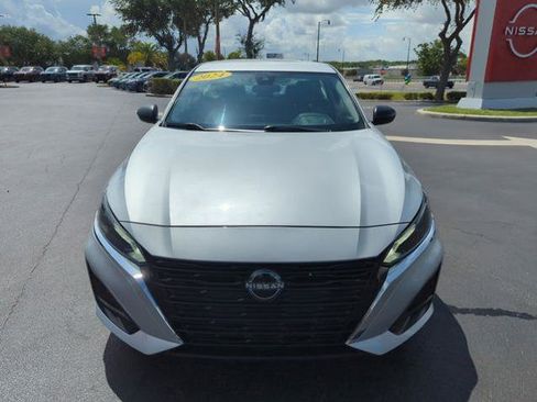 Certified 2024 Nissan Altima 2.5 SV FWD image 15