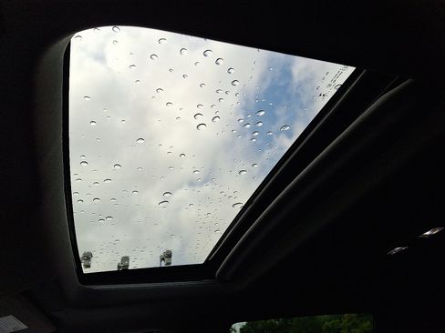 Used 2021 Chevrolet Silverado 1500 LTZ w/ Technology Package image 21