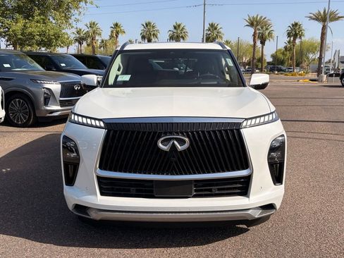 Certified 2026 INFINITI QX80 Luxe w/ Cargo Package AWD/4WD image 9