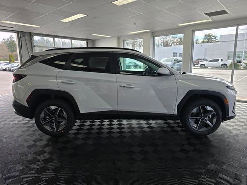 New 2026 Hyundai Tucson SEL AWD/4WD image 2