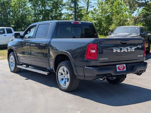 New 2026 RAM 1500 4x4 Crew Cab image 5