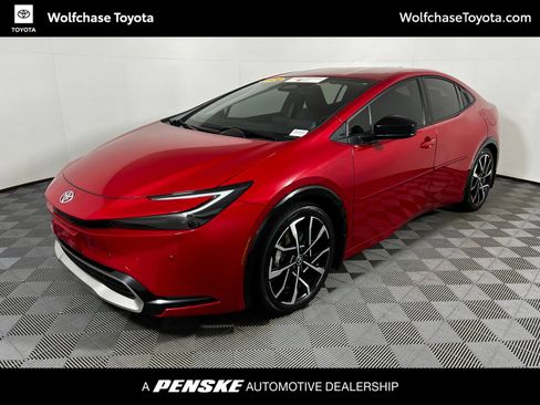 Used 2024 Toyota Prius Prime image 1