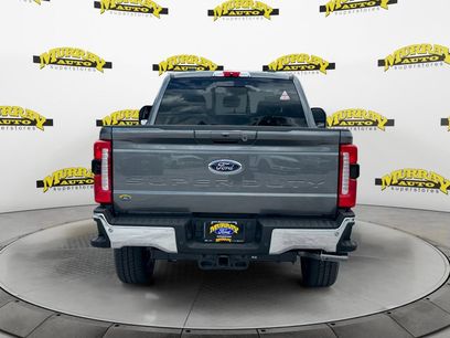 New 2026 Ford F250 Lariat w/ Lariat Ultimate Package