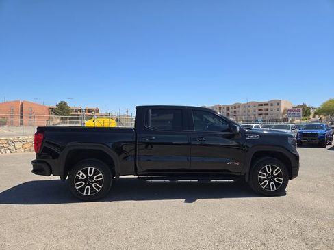 Used 2023 GMC Sierra 1500 AT4 w/ Technology Package AWD/4WD image 6