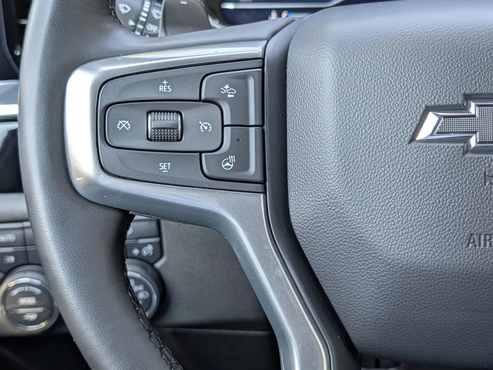 Used 2024 Chevrolet Silverado 1500 RST AWD/4WD image 21