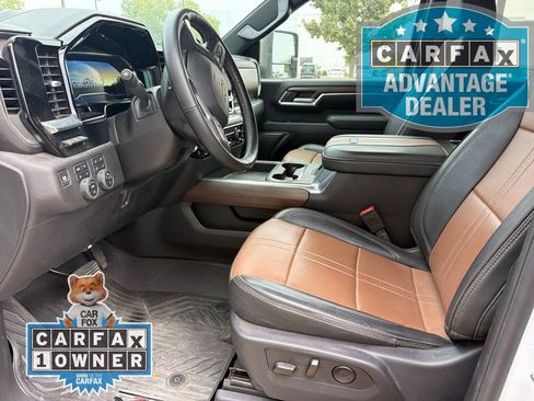 Used 2025 Chevrolet Silverado 2500 High Country w/ High Country Premium Package AWD/4WD image 10