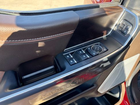 Used 2025 Ford F150 King Ranch AWD/4WD image 13