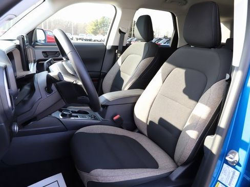 Used 2025 Ford Bronco Sport Big Bend w/ Convenience Package image 13