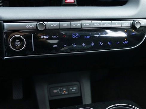 New 2026 Hyundai Ioniq 5 SEL image 15