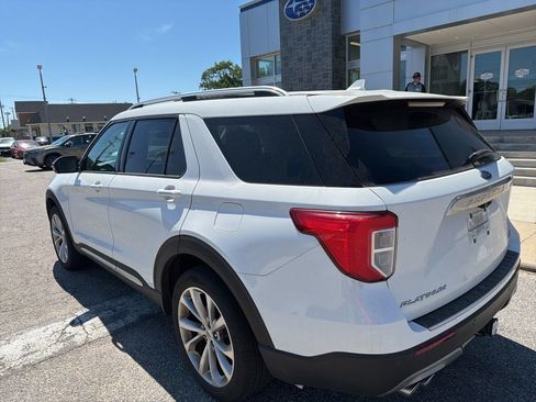 Used 2021 Ford Explorer Platinum w/ Equipment Group 601A AWD/4WD image 8