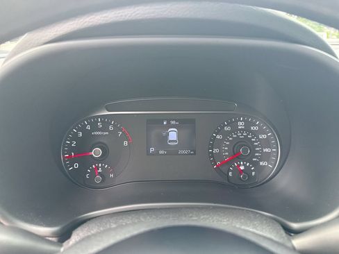Used 2022 Kia Soul LX FWD image 15