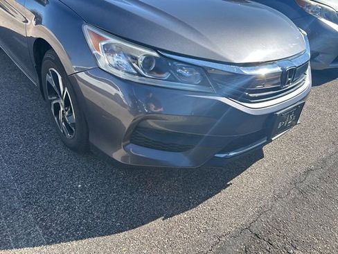 Used 2016 Honda Accord LX image 15