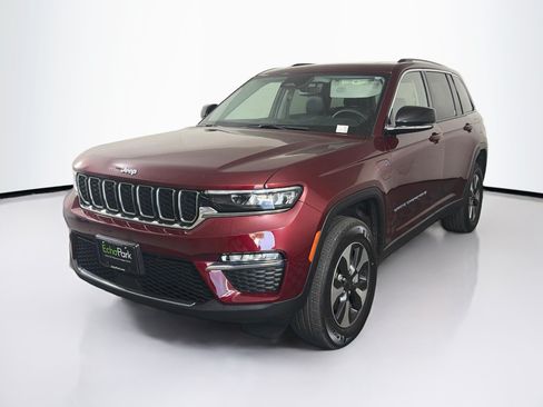 Used 2022 Jeep Grand Cherokee Limited 4xe AWD/4WD image 3