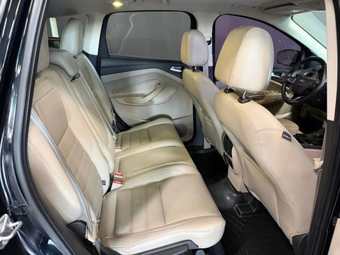 Used 2017 Ford Escape Titanium FWD image 17