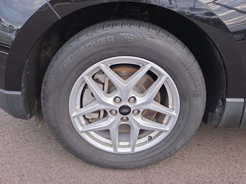 Used 2024 Ford Edge SEL image 9