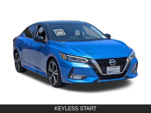 Used 2021 Nissan Sentra SR w/ SR Premium Package FWD image 2