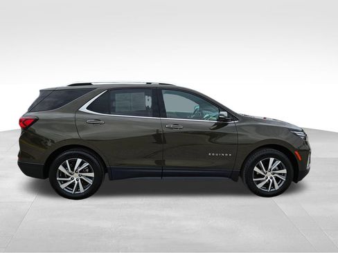 Used 2024 Chevrolet Equinox Premier FWD image 5
