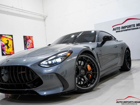 Used 2025 Mercedes-Benz AMG GT 63 image 39