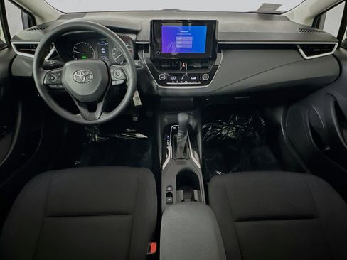 Certified 2025 Toyota Corolla LE FWD image 26