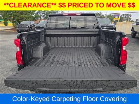 New 2026 Chevrolet Silverado 1500 Custom w/ LPO, Dark Essentials Package AWD/4WD image 31