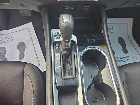 Used 2024 Nissan Altima 2.5 SV image 22