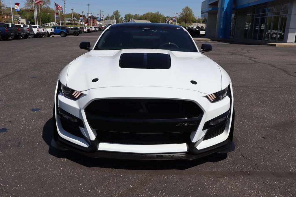 Used 2021 Ford Mustang Shelby GT500 w/ Carbon Fiber Track Pack RWD image 34