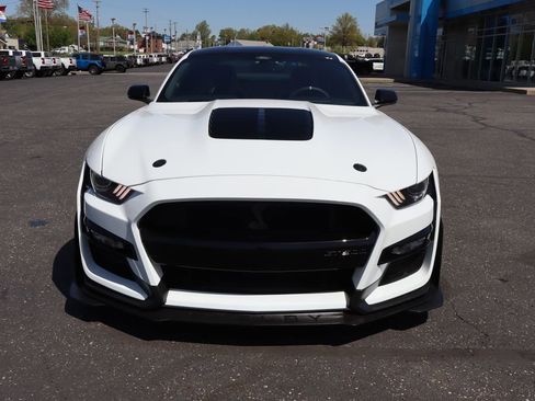 Used 2021 Ford Mustang Shelby GT500 w/ Carbon Fiber Track Pack RWD image 34