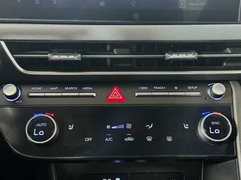 Used 2025 Hyundai Sonata SEL FWD image 24