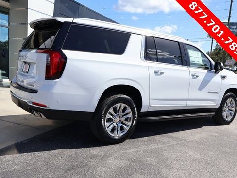 New 2026 GMC Yukon XL Denali image 8
