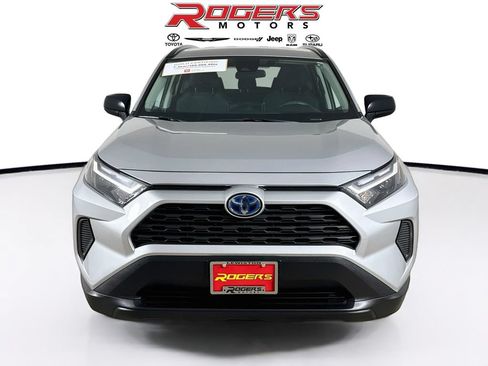 Certified 2024 Toyota RAV4 LE AWD/4WD image 7