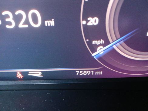 Used 2021 Volkswagen Atlas SEL R-Line image 23