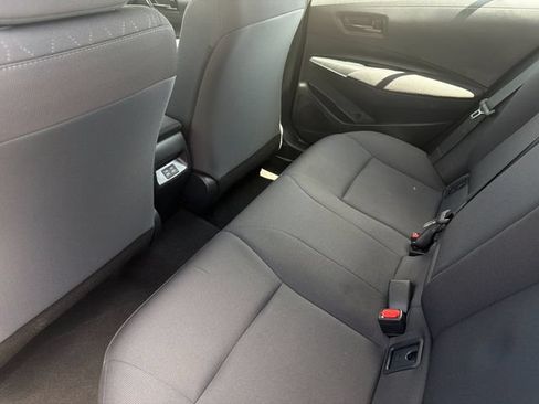 Used 2025 Toyota Corolla LE FWD image 10