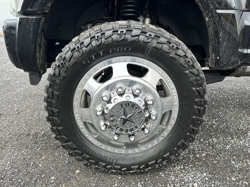 Used 2017 Ford F450 Platinum w/ Platinum Ultimate Package image 12