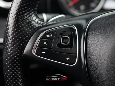 Used 2018 Mercedes-Benz E 300 4MATIC w/ Premium 1 Package image 24