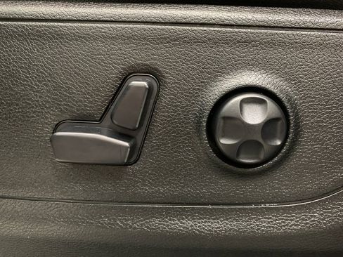 Used 2020 RAM 1500 Big Horn image 5