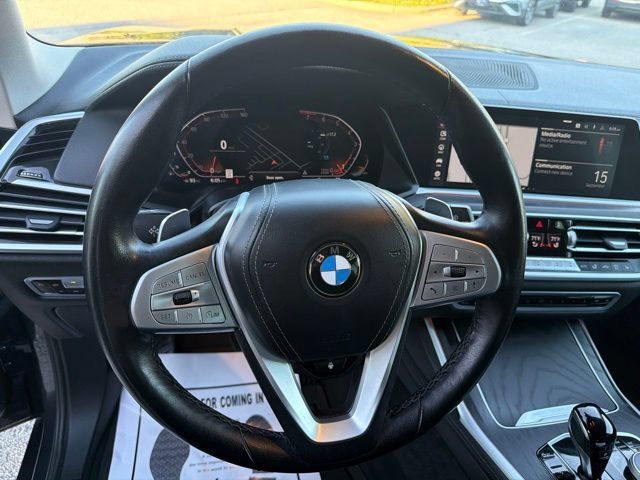Used 2022 BMW X7 xDrive40i AWD/4WD image 25