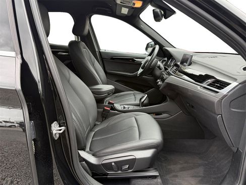 Used 2022 BMW X1 sDrive28i image 15