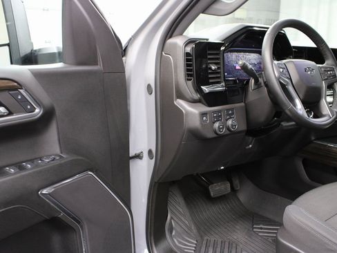 Used 2024 Chevrolet Silverado 1500 LT Trail Boss w/ Protection Package image 49