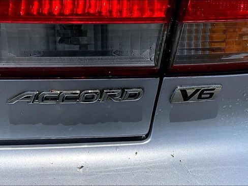 Used 2001 Honda Accord EX image 22