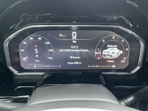 New 2026 GMC Sierra 1500 Elevation image 44