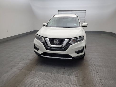 Used 2018 Nissan Rogue SV AWD/4WD image 15