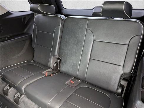 Used 2020 Chevrolet Traverse High Country image 19