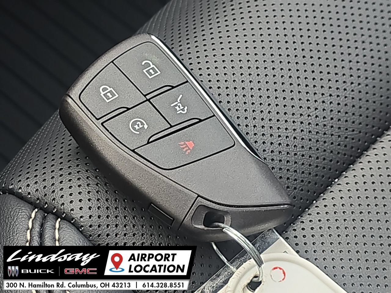 New 2027 GMC Terrain Elevation w/ Elevation Premium Package AWD/4WD image 36