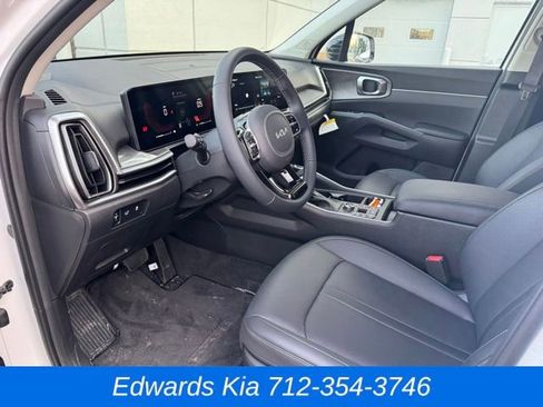 New 2025 Kia Sorento X-Line EX image 17