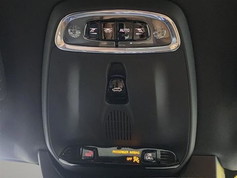 Used 2017 Volvo XC90 T6 Inscription w/ Vision Package image 16