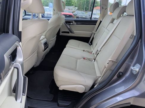 Used 2021 Lexus GX 460 Premium w/ Premium Package AWD/4WD image 24