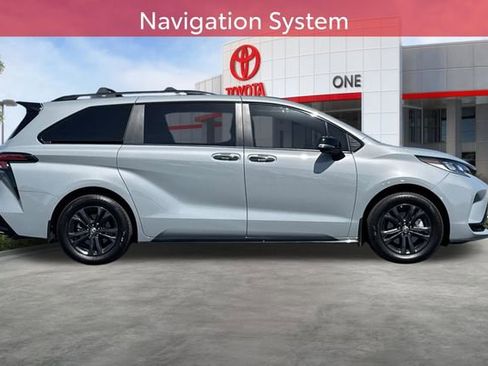 Certified 2025 Toyota Sienna XSE w/ XSE Premium Package AWD/4WD image 3