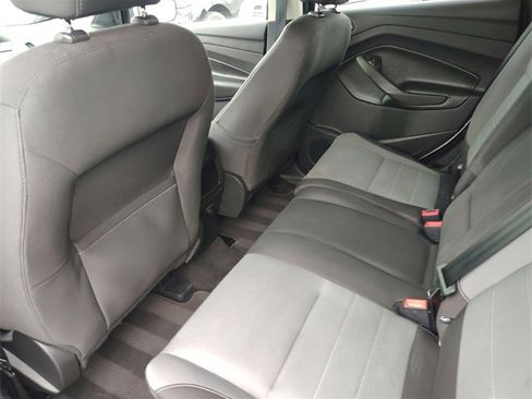 Used 2016 Ford Escape SE image 30
