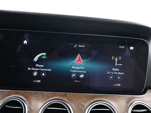 Used 2022 Mercedes-Benz E 350 Sedan w/ AMG Line Exterior image 17