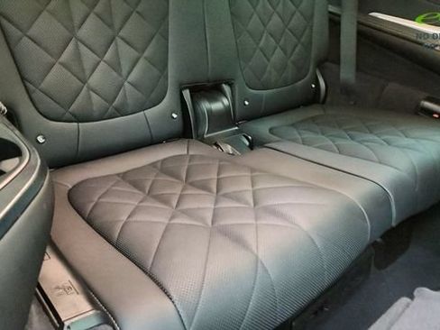 Used 2025 BMW X7 xDrive40i w/ Premium Package AWD/4WD image 31